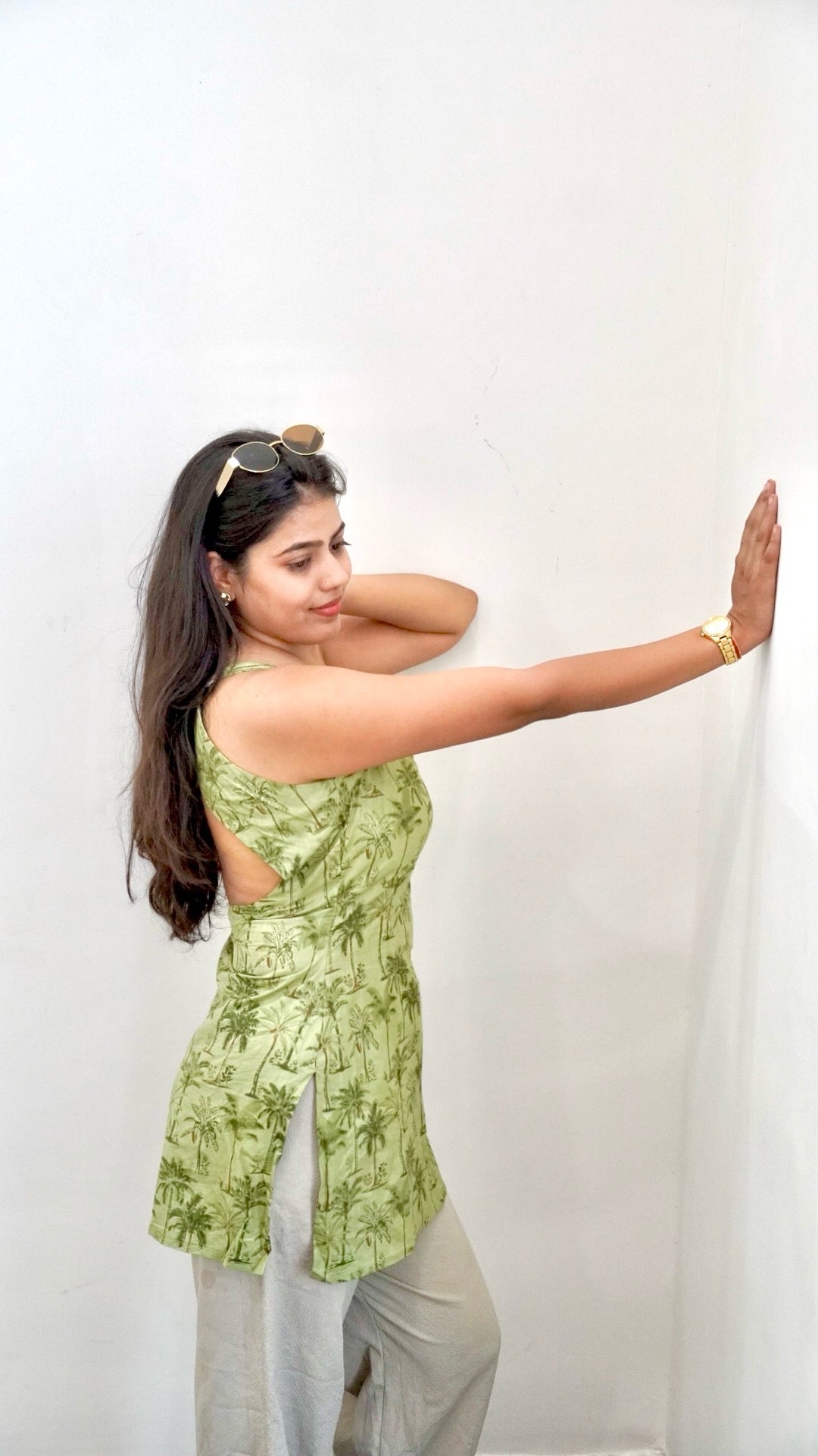 Tropical Green Backless kurti